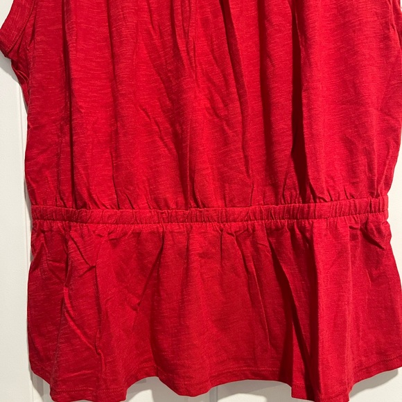 NWT Banana Republic Factory Women’s Red Flutter top - Picture 3 of 8
